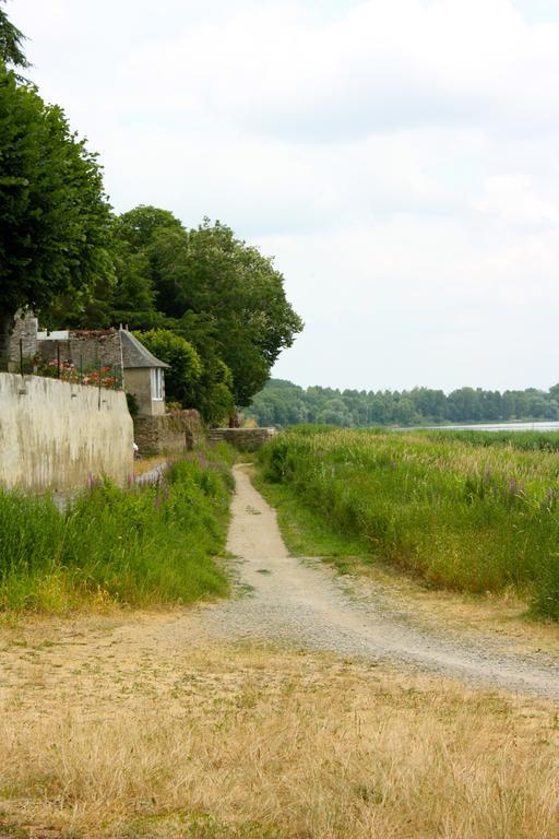 Gites De La Perriere Bouchemaine Ruang foto